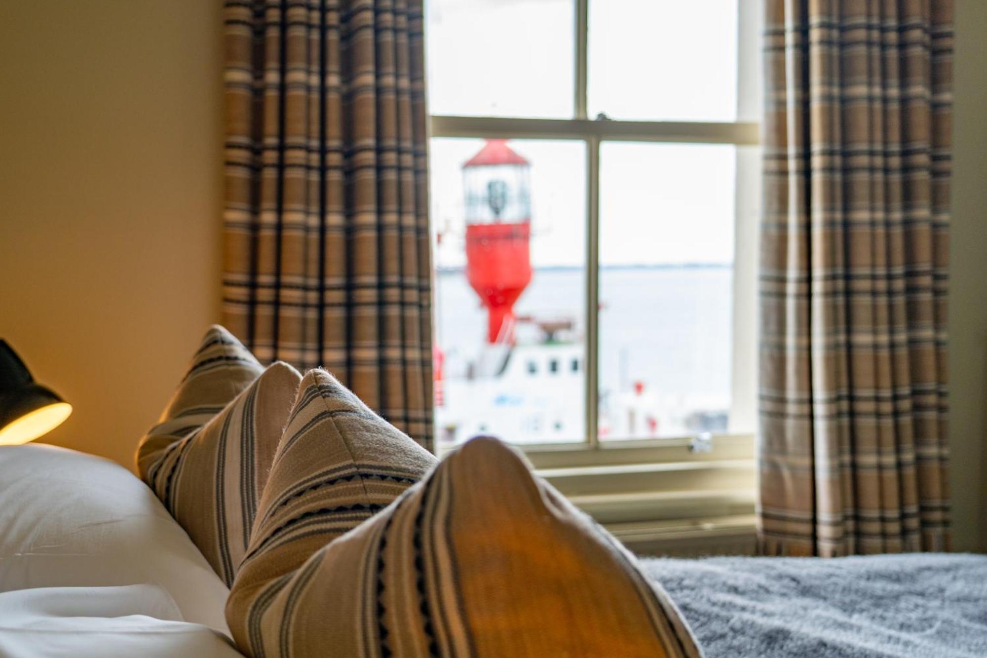 The Pier Hotel Harwich Exterior photo